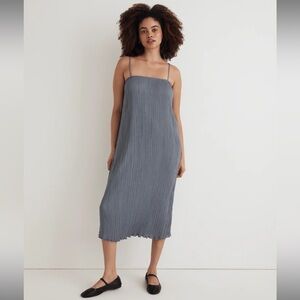 The Goldie Dress in Plissé